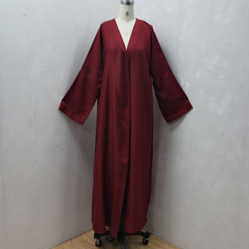A Loose-Fitting Muslim Tunic