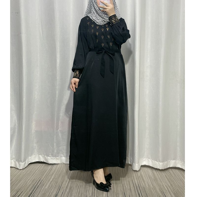 A Pure Color Diamond-Hot Abaya For Muslim Women