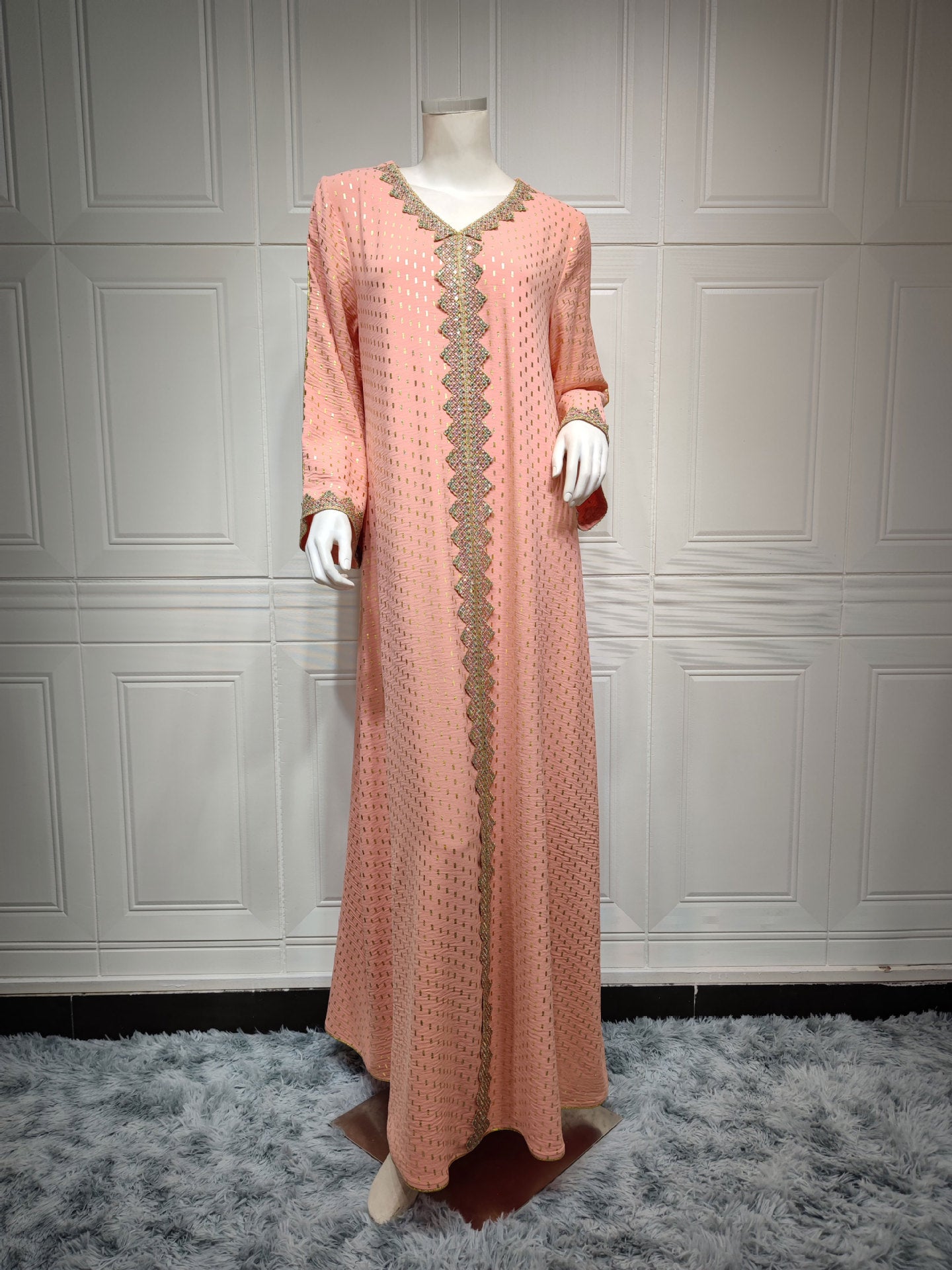 Bronzing Muslim Dubai Robe