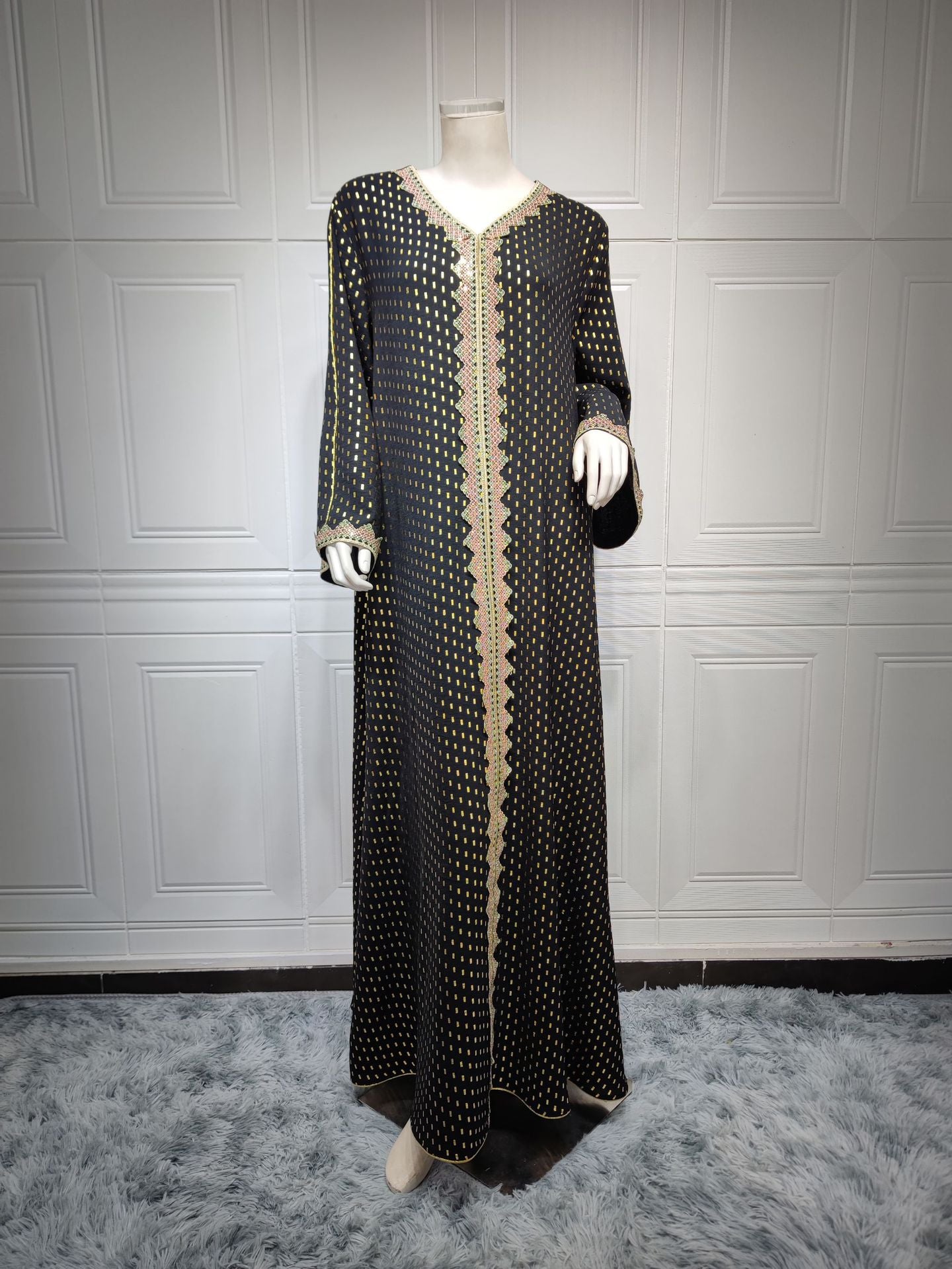 Bronzing Muslim Dubai Robe