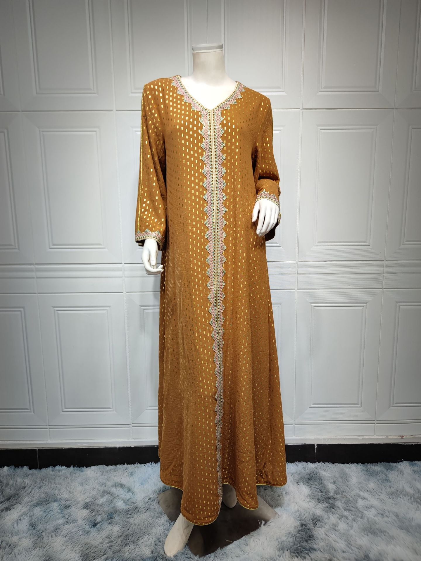 Bronzing Muslim Dubai Robe