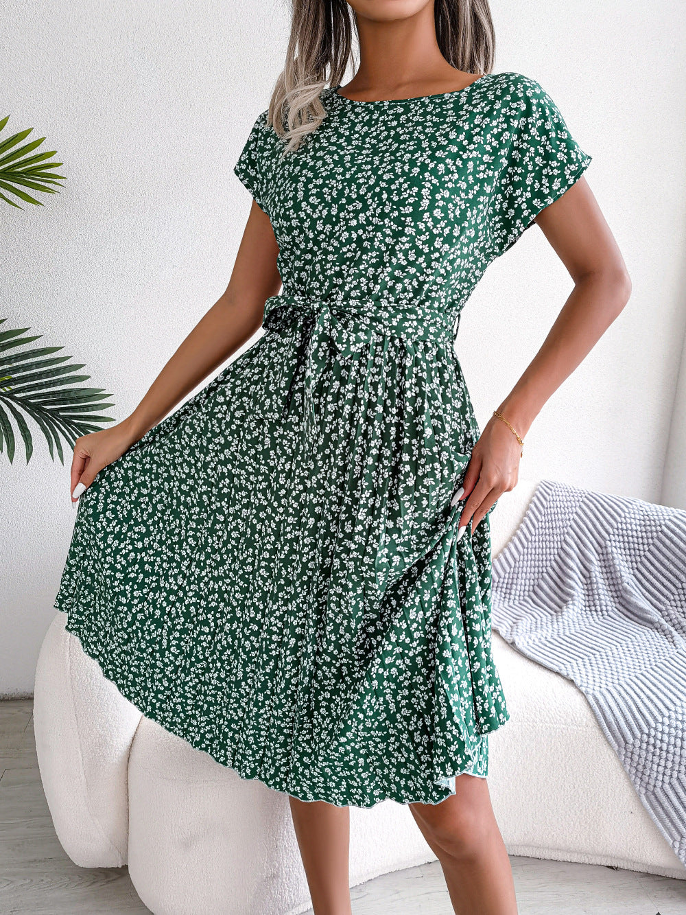Short-Sleeve Floral Pleated Skirt