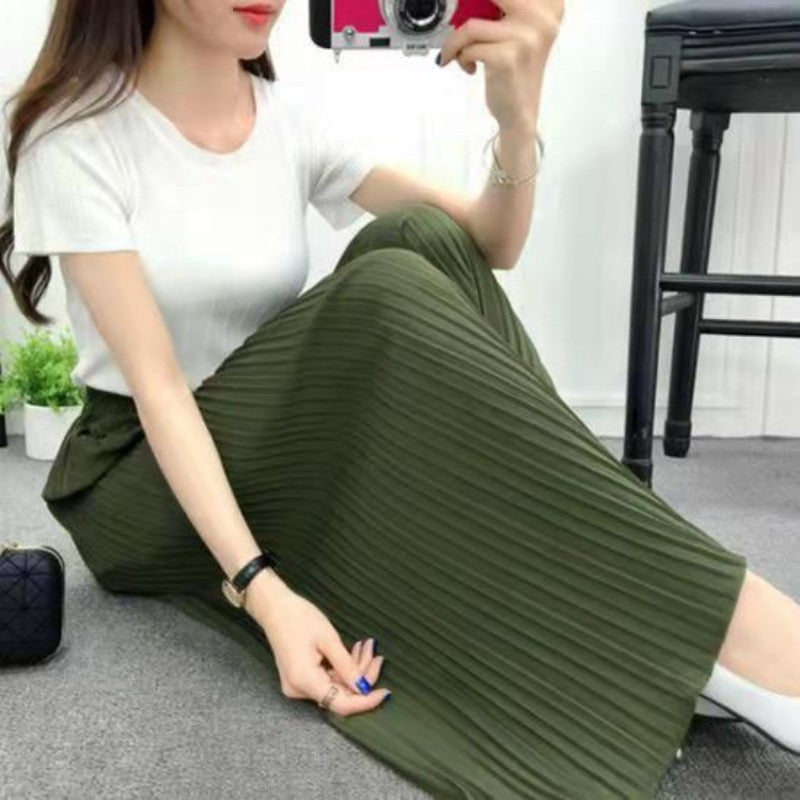 Pleated Wide-Leg Pants