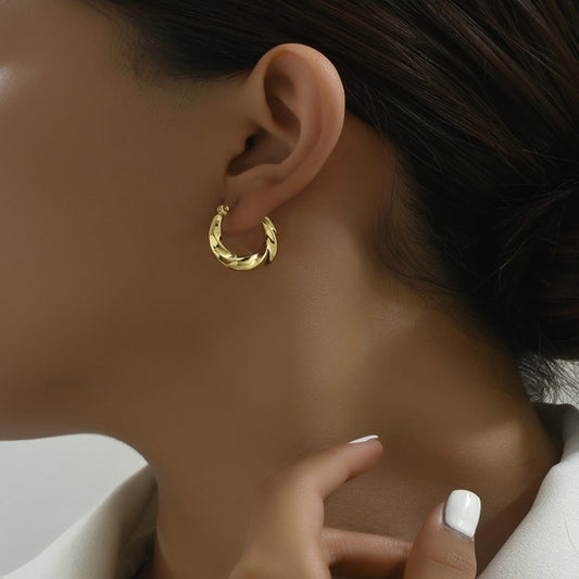 A Pair Of Light Luxury And Gorgeous Temperament, Versatile And Set With Zircon Copper Earrings, Metallic Copper Material Gift