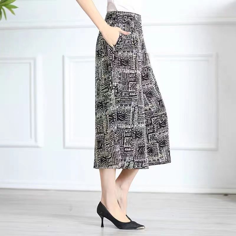 Printed Cropped Pants