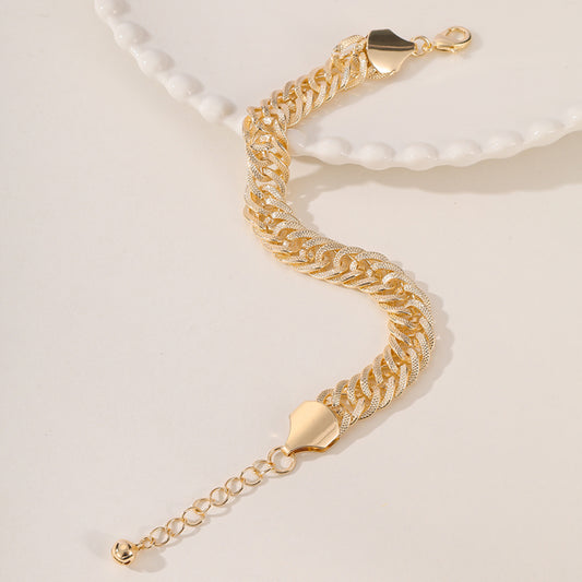 An Elegant And High-end Middle Eastern Ramadan Style Metal Engraved Double Woven Dense Chain For Women's Popular Vacation Style Foot Chain