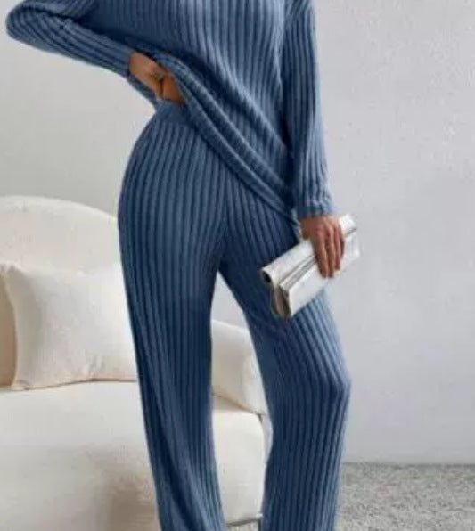 V-Neck Pit Knitted Sleeve