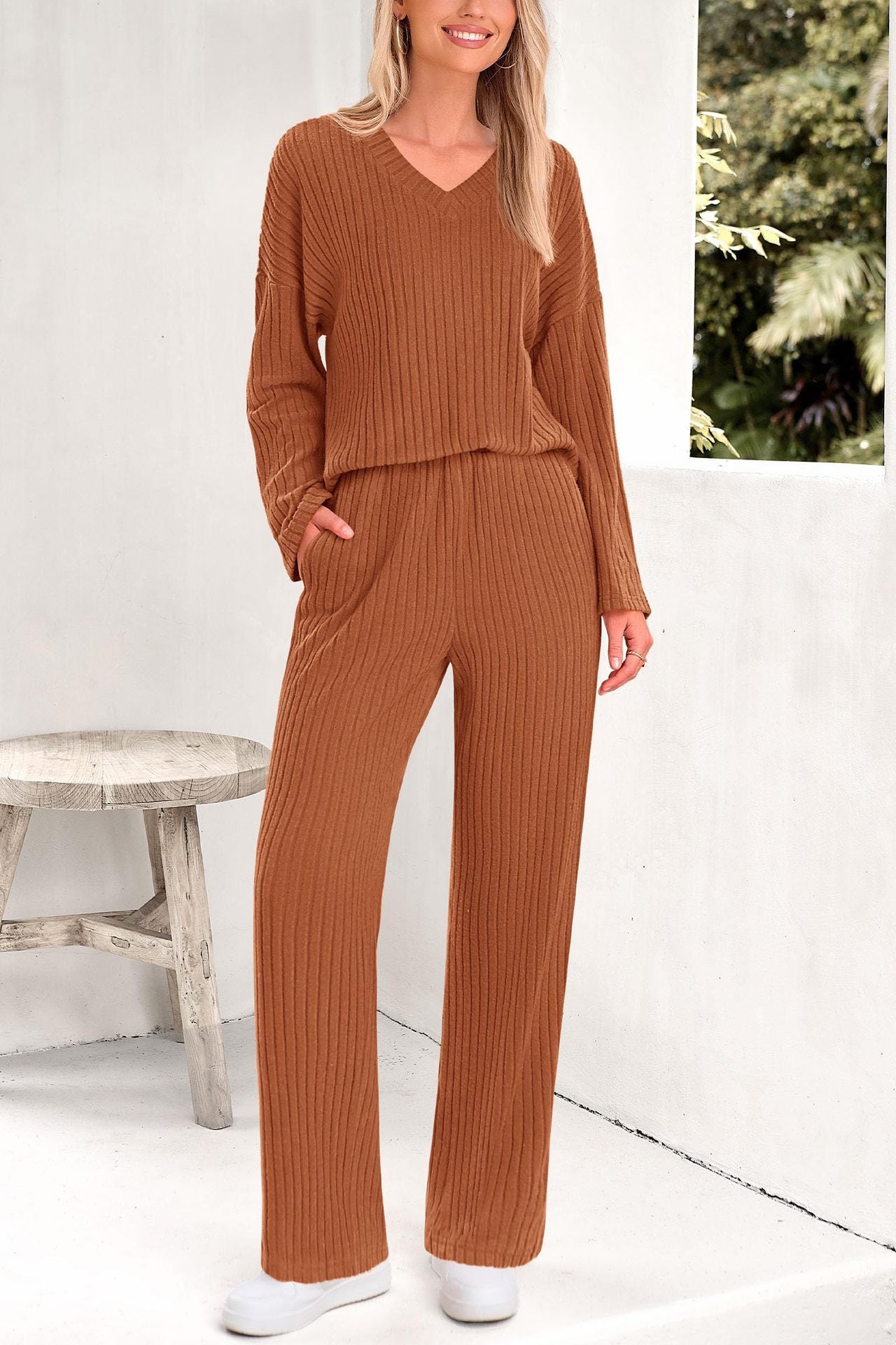 V-Neck Pit Knitted Sleeve