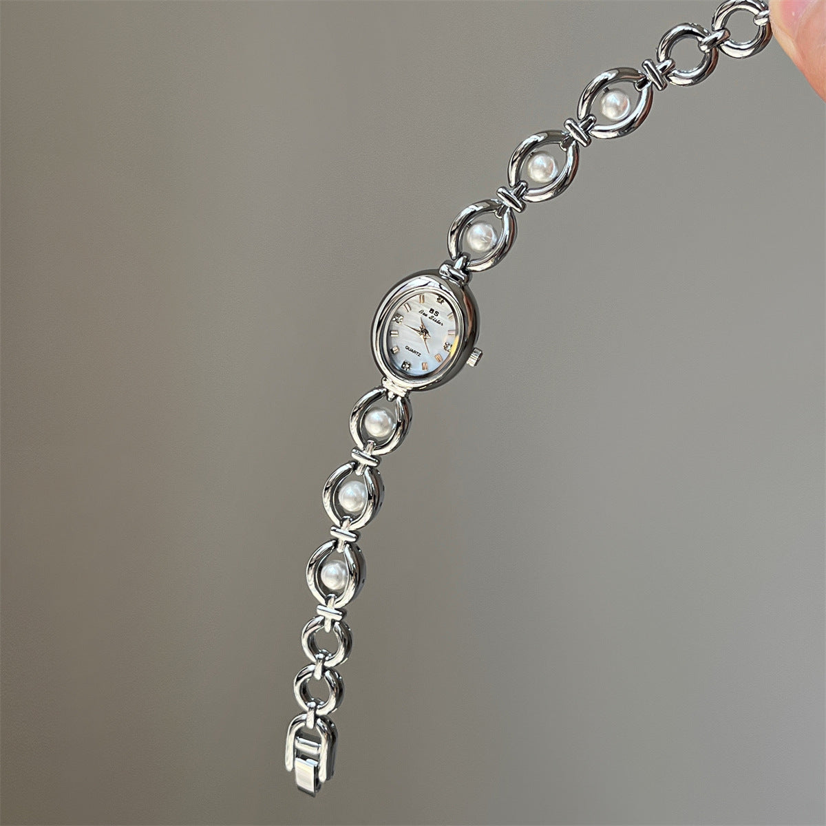 Pearl Exquisite Quartz Watch